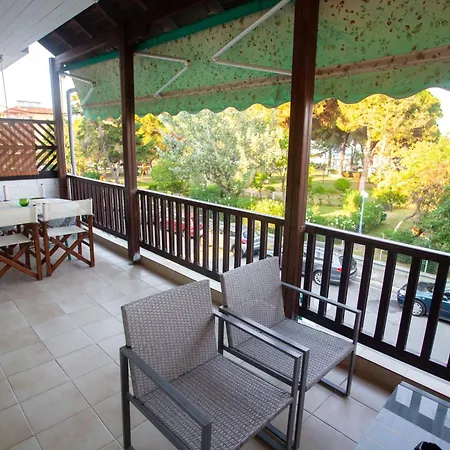 Morning Glory Apartment